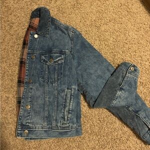 American Eagle Outfitters Plaid Lined Denim Jacket